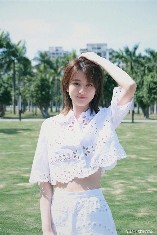 娛樂吃瓜醬服飾圖片,揭秘娛樂吃瓜醬服飾的獨(dú)特魅力