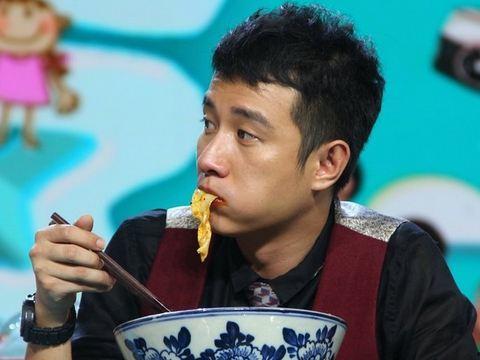 吃瓜娛樂兩字男明星,揭秘“吃瓜娛樂”背后的男明星