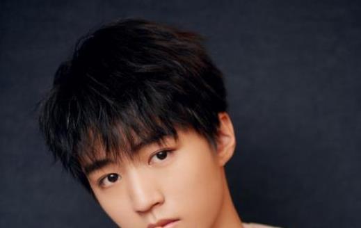 娛樂(lè)圈吃瓜王俊凱圖片,娛樂(lè)圈“瓜王”形象再升級(jí)