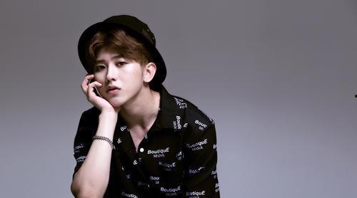 娛樂(lè)吃瓜八卦蔡徐坤是誰(shuí),娛樂(lè)界新晉流量小生，吃瓜群眾熱議焦點(diǎn)