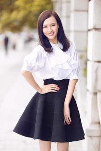 娛樂吃瓜醬拉絲襯衫,娛樂吃瓜醬拉絲襯衫，輕松駕馭潮流風(fēng)采