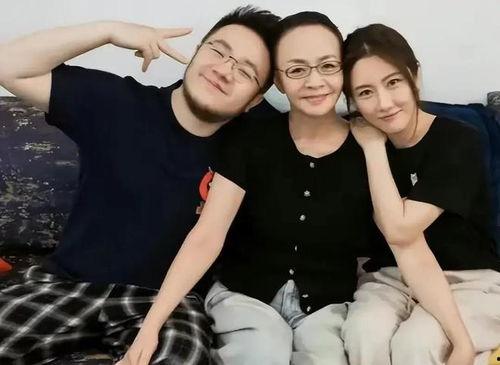 綜藝娛樂八卦吃瓜視頻下載,揭秘?zé)衢T吃瓜視頻背后的故事