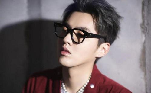 娛樂圈也吃瓜吳亦凡,吳亦凡事件引發(fā)全民吃瓜熱潮